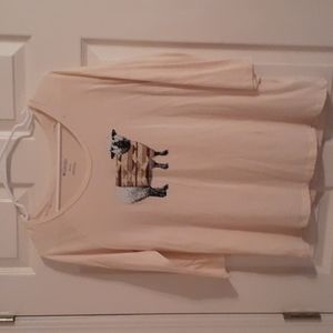 Women's Columbia blouse, three quarter length sleeves, size XL. 100% cotton.